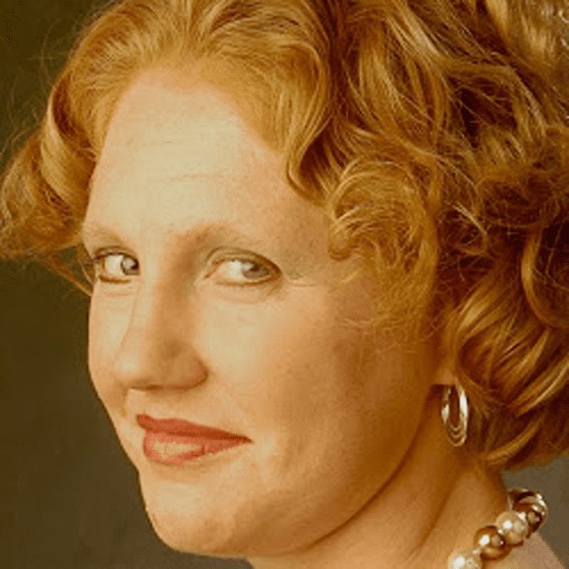 Julie-Henning-headshot