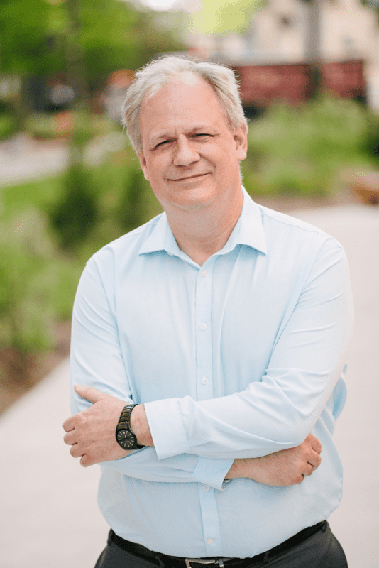 Paul Vachon headshot